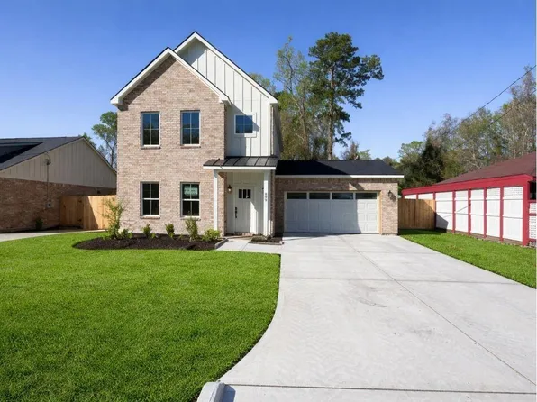 809 S Colbert St, Dayton, TX 77535