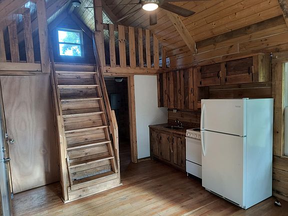 4th image of 54 Copper Creek Ln