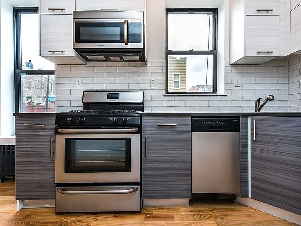 1st image of 259 Saint Nicholas Ave #4R