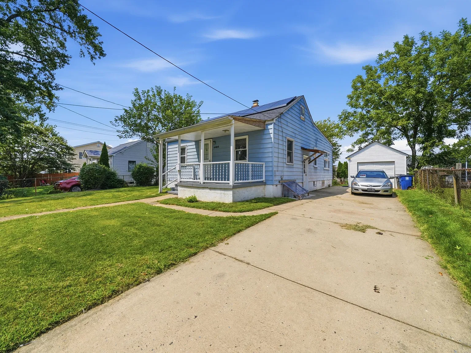 5 bed, 1026 sqft, $3,500 — Photo 3