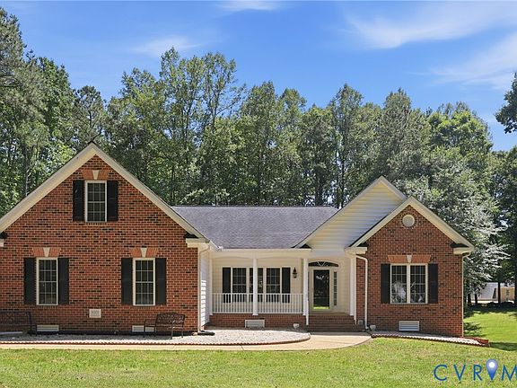 2nd image of 8301 Chandon Pl