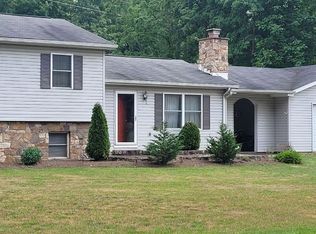 3119 Brookside Ln, Lock Haven, PA 17745