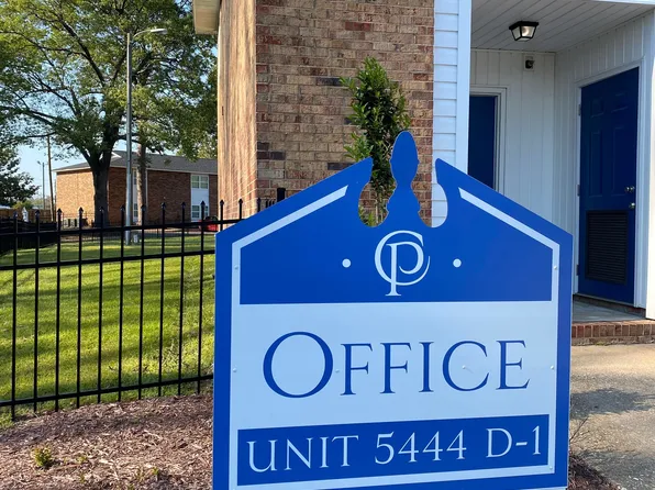 Carolina Place