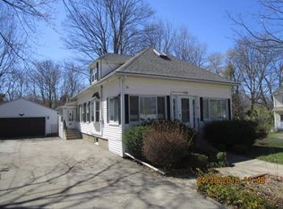 26 Maple St, West Boylston, MA 01583