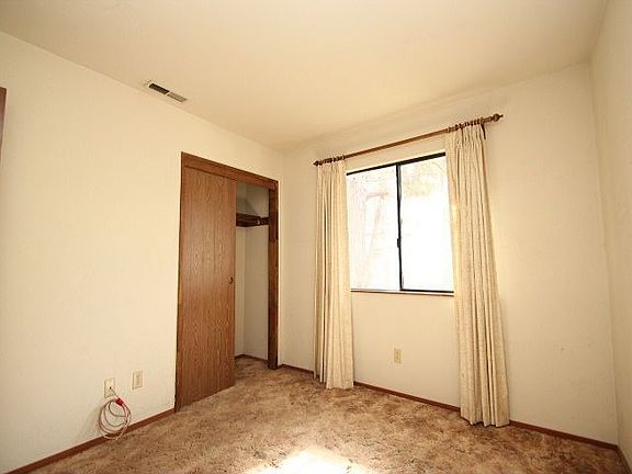 5th image of 951 D Ln