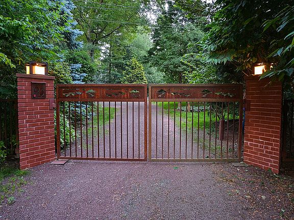Front gate
