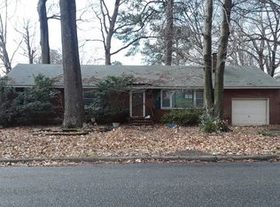 35 Rutledge Rd, Newport News, VA 23601