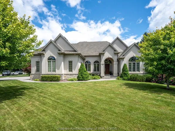 1465 Shore Rd, London, ON N6K 4Z8