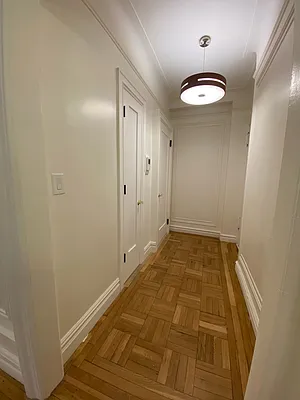 Rented by Peter R. Hungerford, LREB | media 23