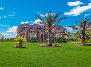 33511 Blue Crab Ct, Angleton, TX 77515