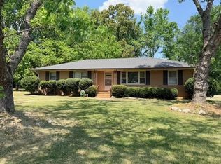 510 Willowbrook Rd, Greenwood, SC 29649