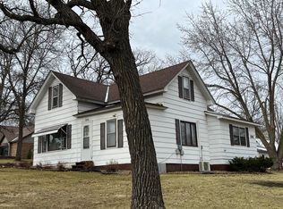 126 Fairy Lake Rd S, Sauk Centre, MN 56378
