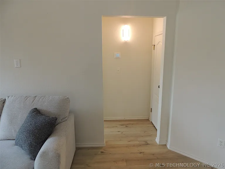 4416 W Indianola St — Photo 62