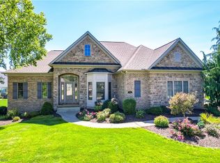 2568 Macnaughten St NW, North Canton, OH 44720