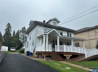 542 Prospect Ave, Ridgefield, NJ 07657