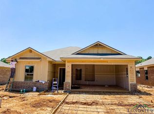 1425 Santa Cruz Dr, Longview, TX 75601