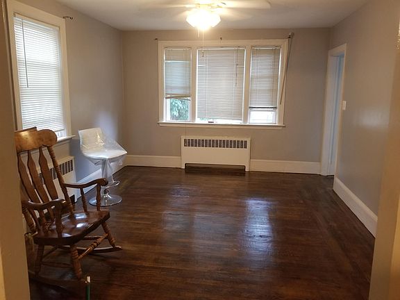 2nd image of 367 River Ave #1