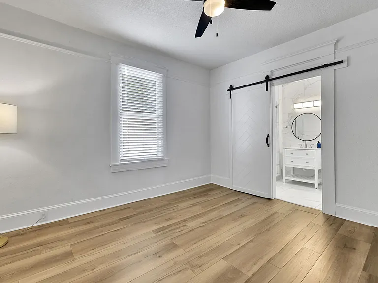 1407 Hubbard St — Photo 19