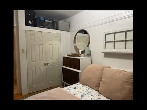 4th image of 3946 N Fremont St #3
