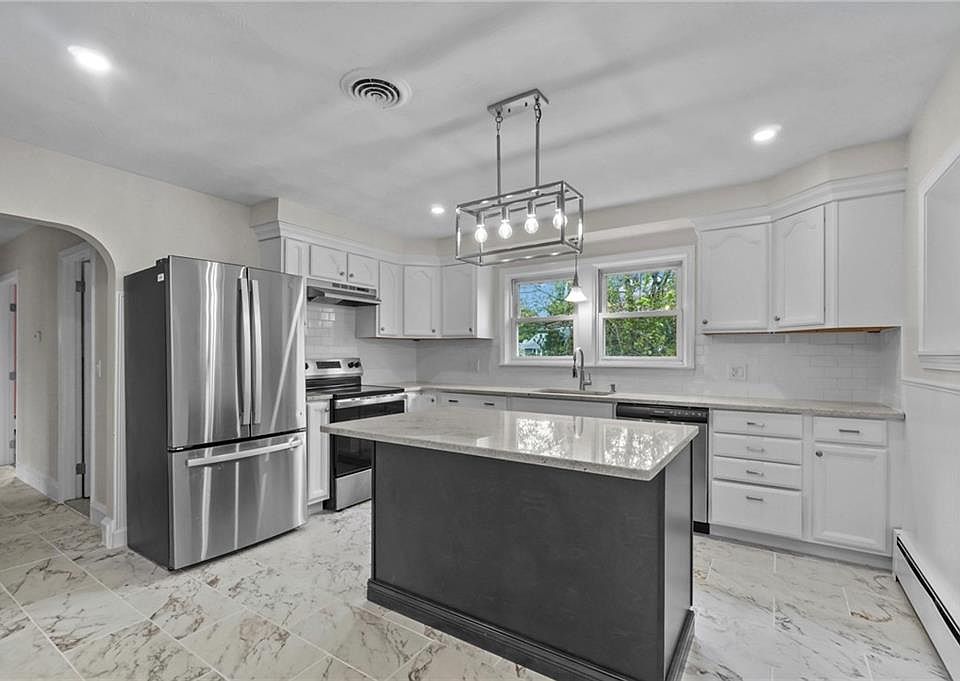 1st image of 42 Belcourt Ave
