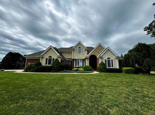 3541 Windsor Cir, Emporia, KS 66801