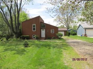 3057 Stockbridge St, Flint, MI 48506