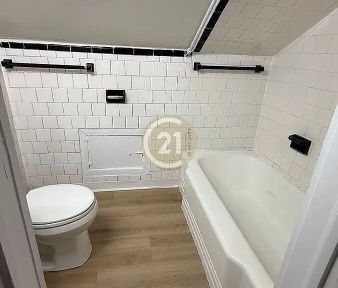 751 Shirley Ave #3 — Photo 8