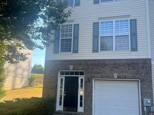 302 Starkeys Lndg, Shepherdstown, WV 25443