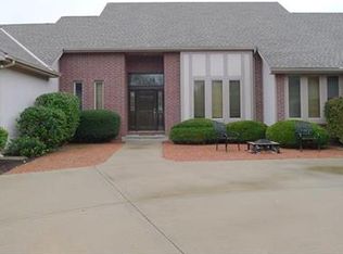 11107 NW 77th Ter, Parkville, MO 64152