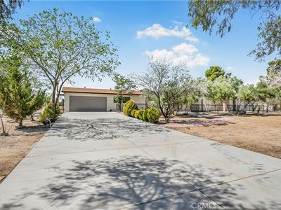 5185 Amador Rd, Phelan, CA, 92371