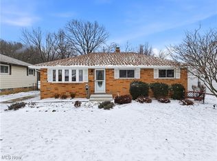 5905 Regency Dr, Cleveland, OH 44129