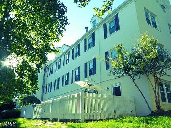 5th image of 2904 13th St S APT 202