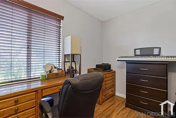 2095 Manzana Way — Photo 11