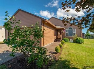 325 NW Denton Ave, Dallas, OR 97338