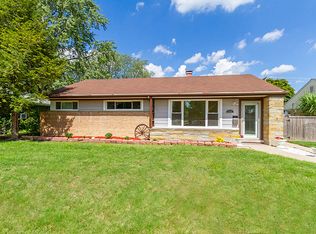 658 Oakwood Ct, Des Plaines, IL