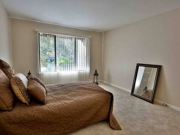 3rd image of 1515 Camino Peral APT C