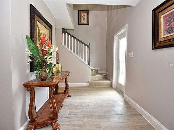 3rd image of 1088 Dyson Dr