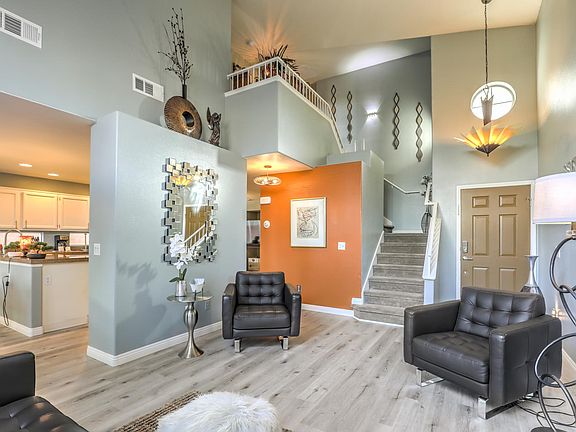 4th image of 1709 Cedar Bluffs Way