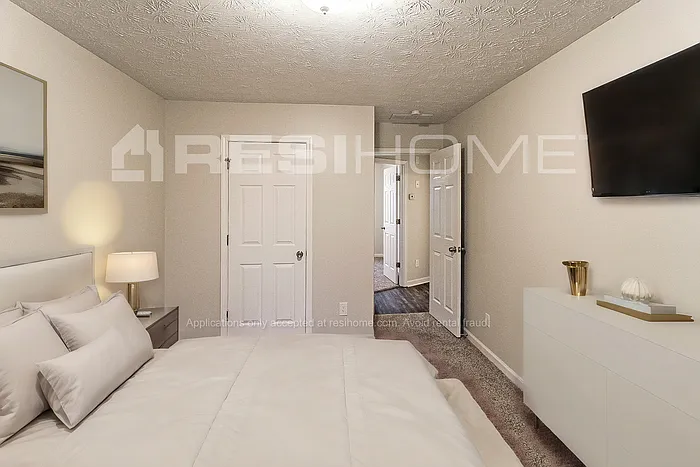 540 Mountainview Dr — Photo 10