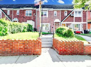 6110 84th Street, Middle Village, NY 11379