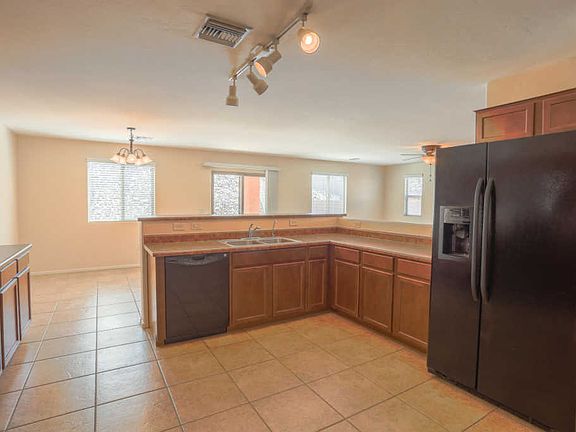 2nd image of 7972 N Jewelflower Dr
