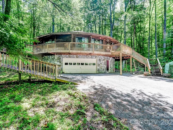 1119 Brandywine Rd, Waynesville, NC 28786