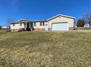 322 James F Barron Dr, Jennerstown, PA 15547