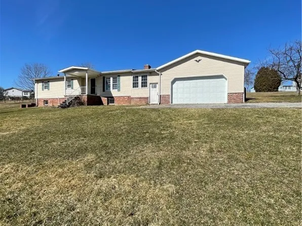 322 James F Barron Dr, Jennerstown, PA 15547