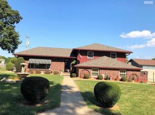 3821 S Rogers Cir, Independence, MO 64055