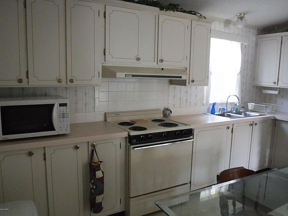 5th image of 5403 Landis Ave