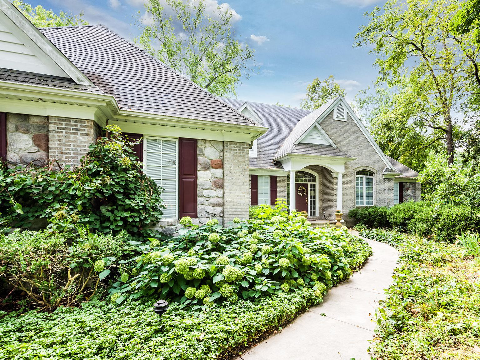 10053 Singer Lake Rd, Baroda, MI 49101 Zillow