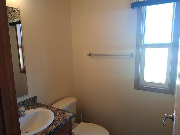 4th image of 1250 Paree St #225
