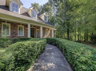 240 Mountain Creek Hollow Dr, Talking Rock, GA 30175
