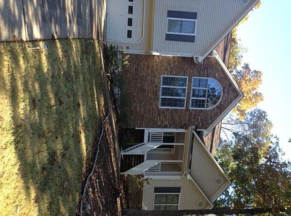 2nd image of 355 Ridge Brook Sta